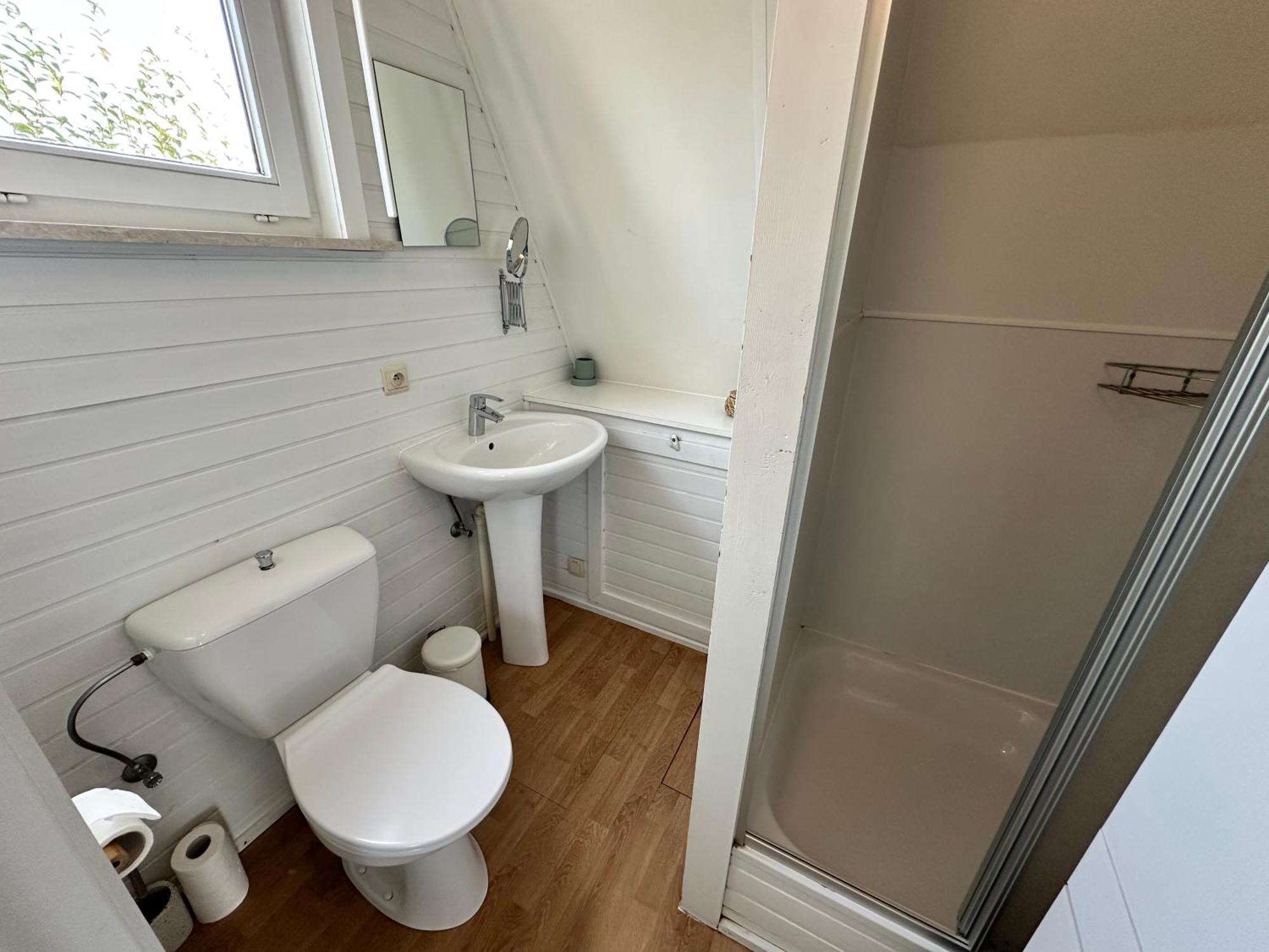 Gezellige Chalet In Nieuwpoort - Opkuis Inbegrepen In De Prijs Oostduinkerke Exterior photo